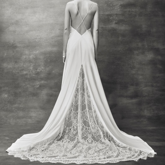 Floravere Dresses & Skirts - Floravere N Simone Wedding Gown